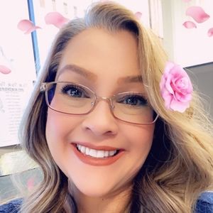 Meet your Posher, Marissa